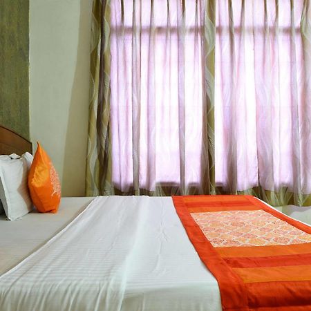 Airport Hotel Paradise International New Delhi Eksteriør billede