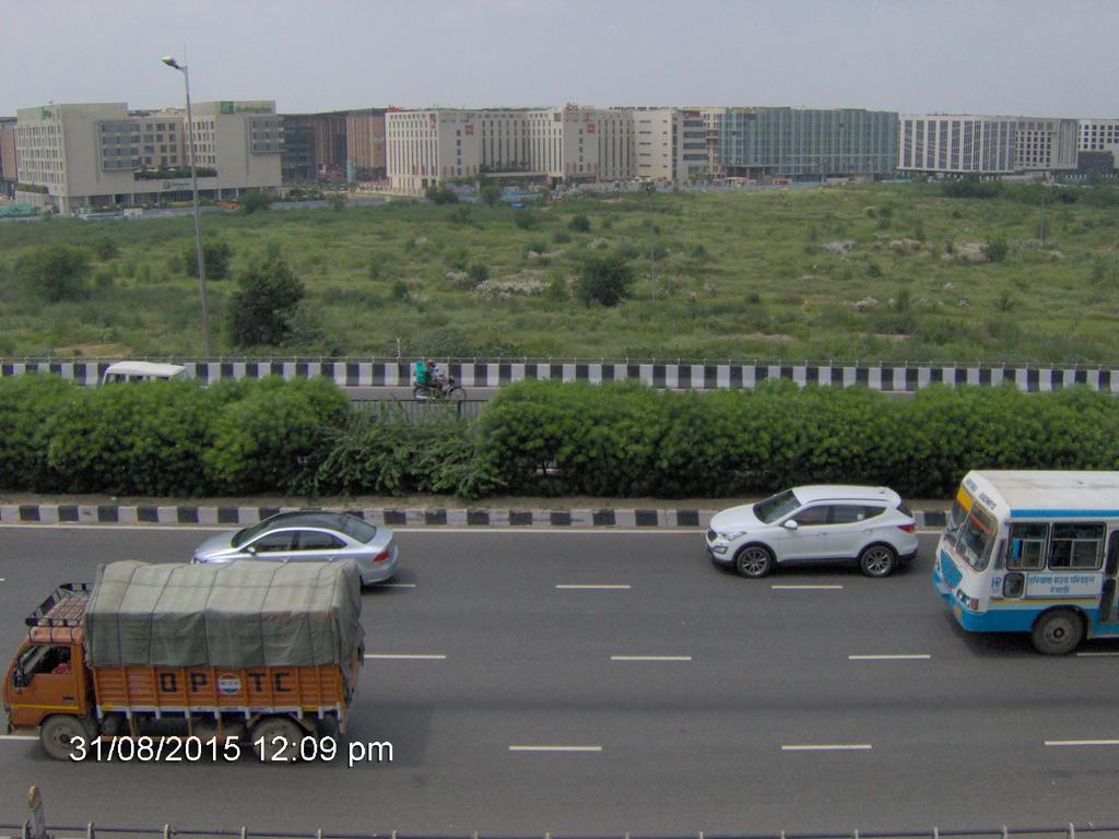 Airport Hotel Paradise International New Delhi Eksteriør billede