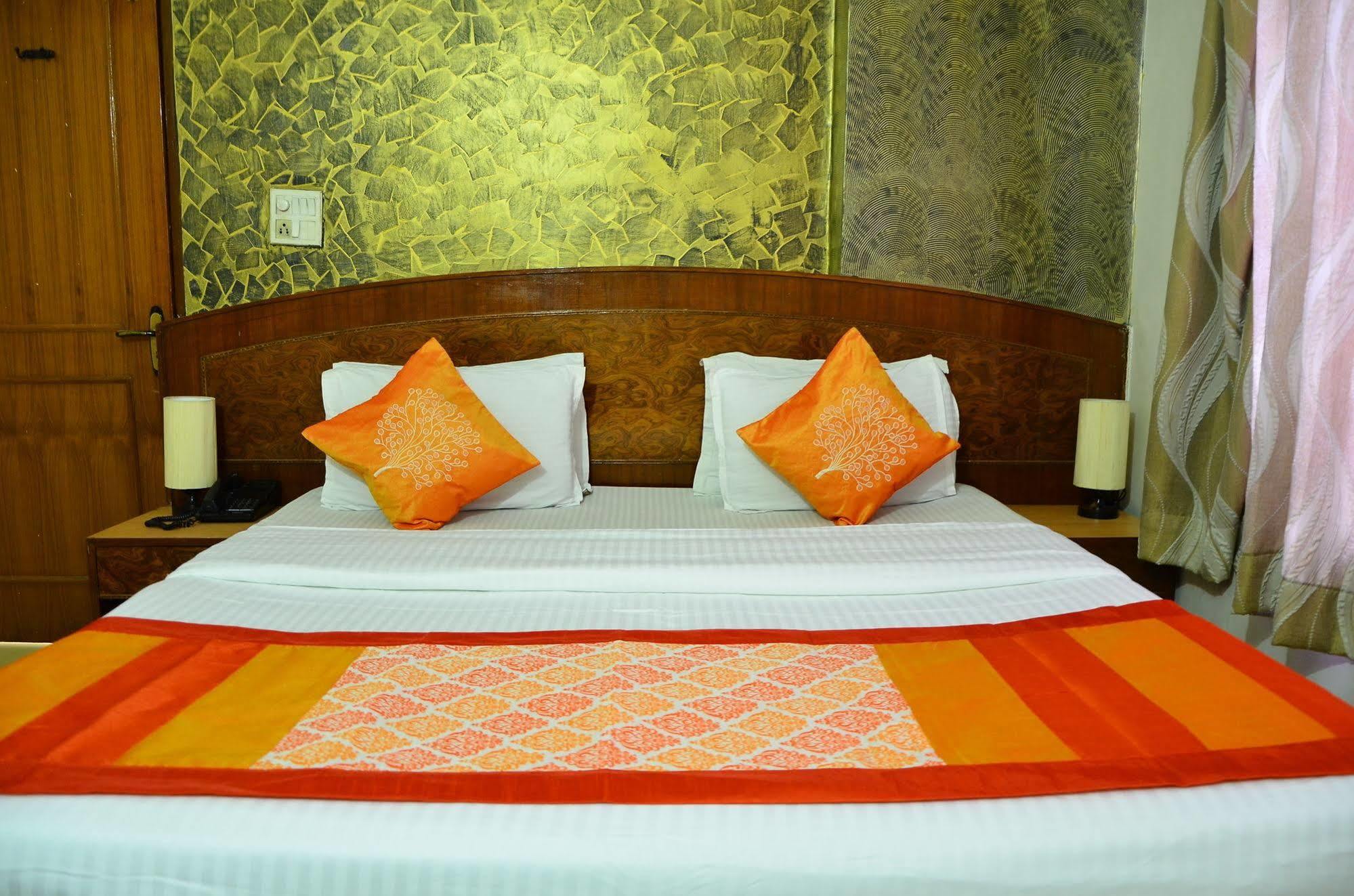 Airport Hotel Paradise International New Delhi Eksteriør billede